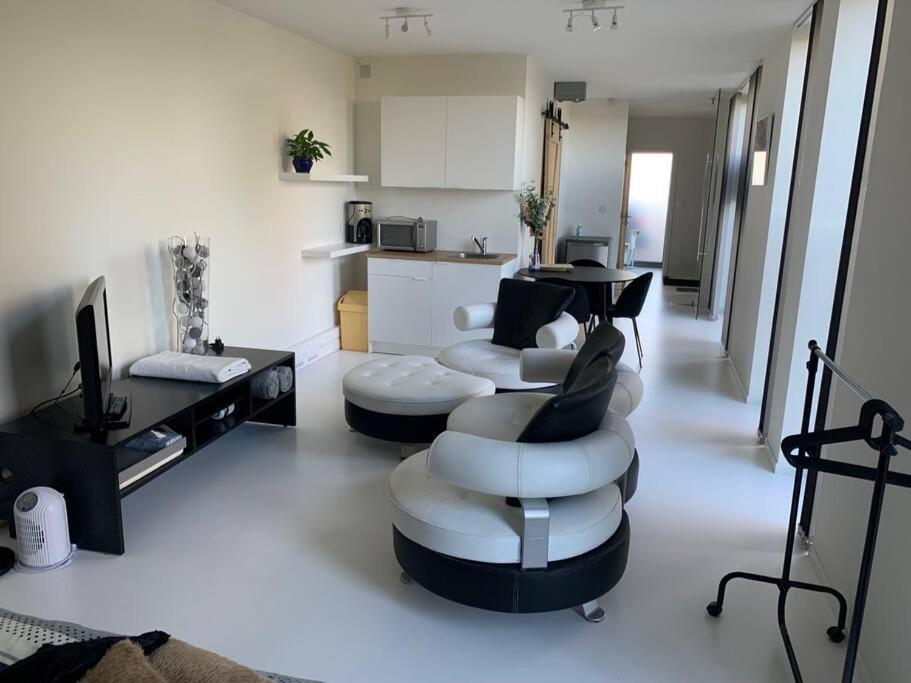 Prachtige Gastsuite In Ranst "Studio 34" Exteriör bild
